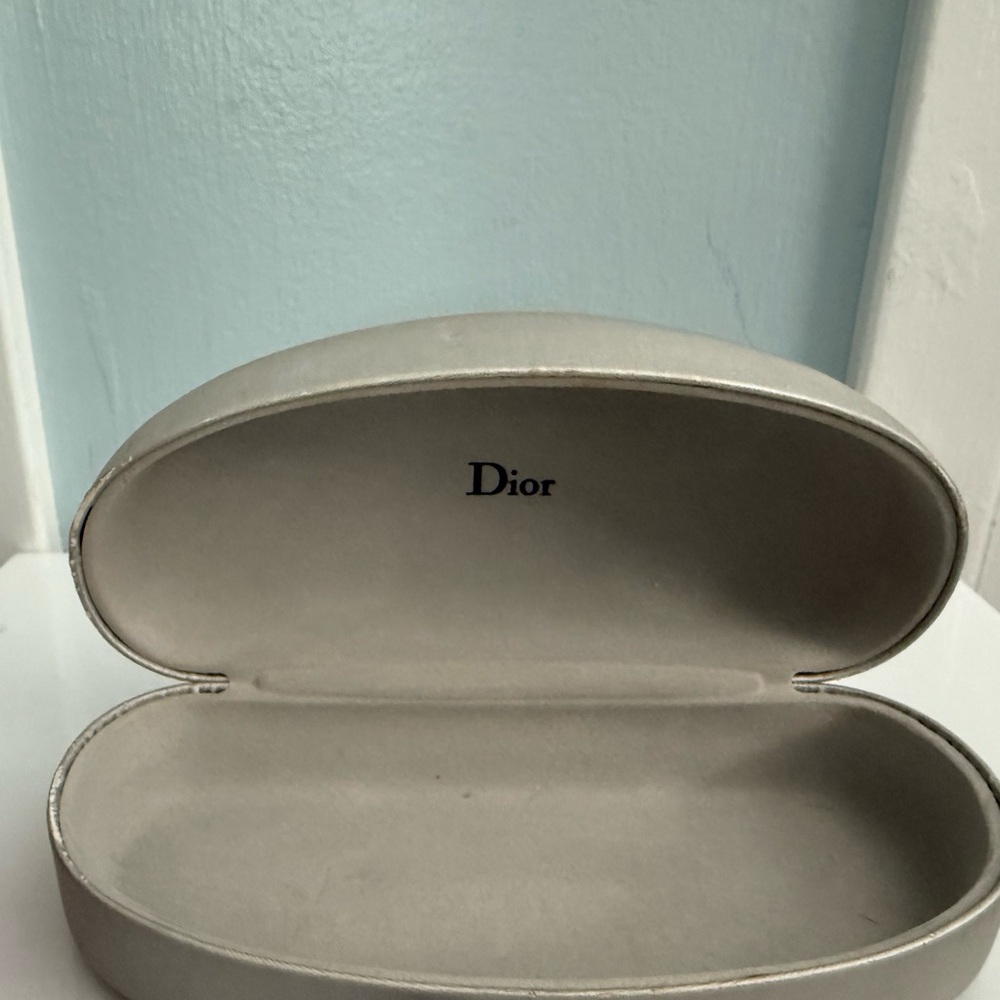 Dior Authentic Black Sunglasses - image 5